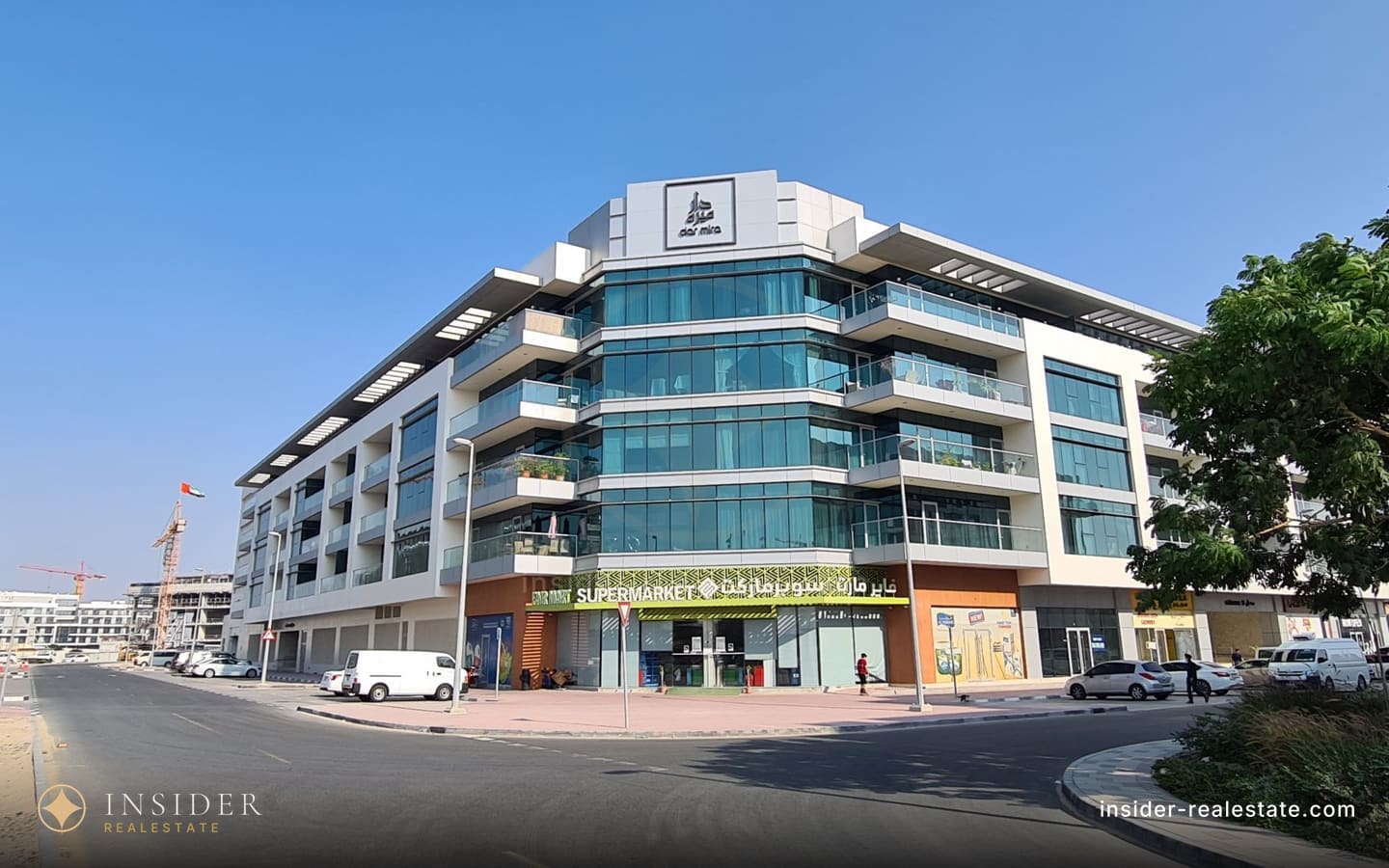 Azizi Riviera 11